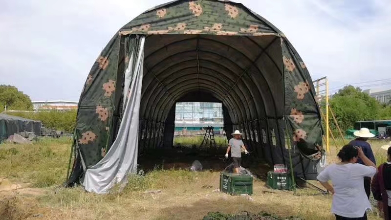 大型弓形帐篷